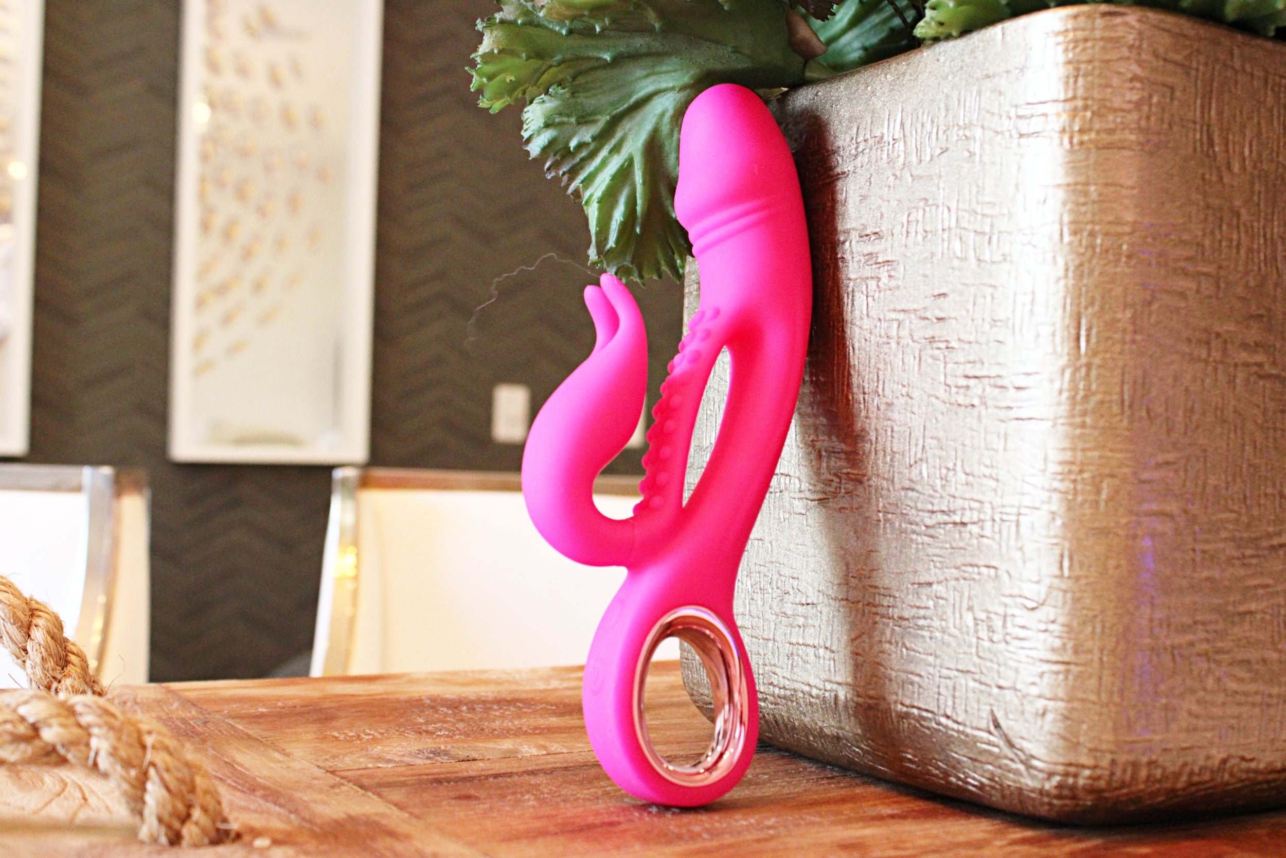 Pink Rabbit Vibrator - The Pink Vibrator | V For Vibes