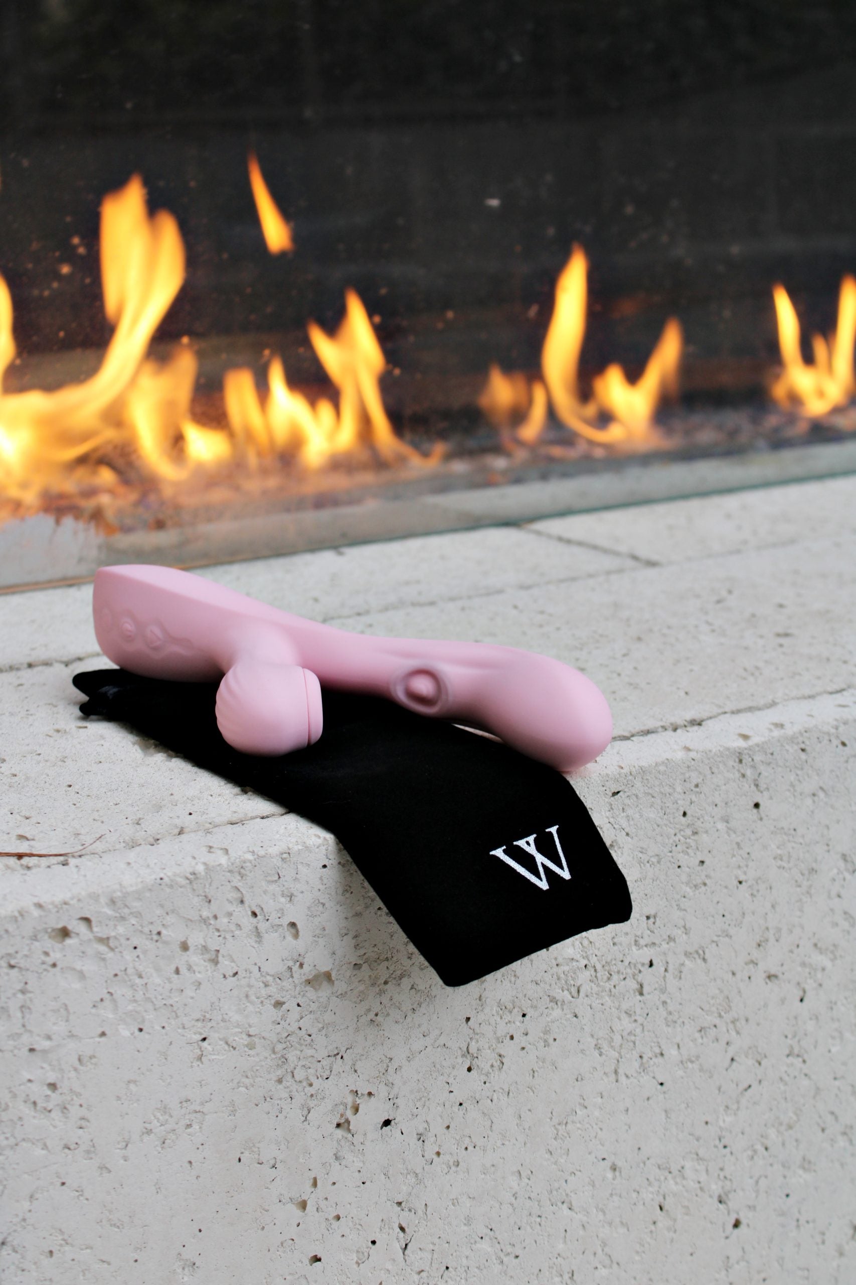 Sucking Vibrator - Rabbit Tapping G-spot Vibrator | V For Vibes