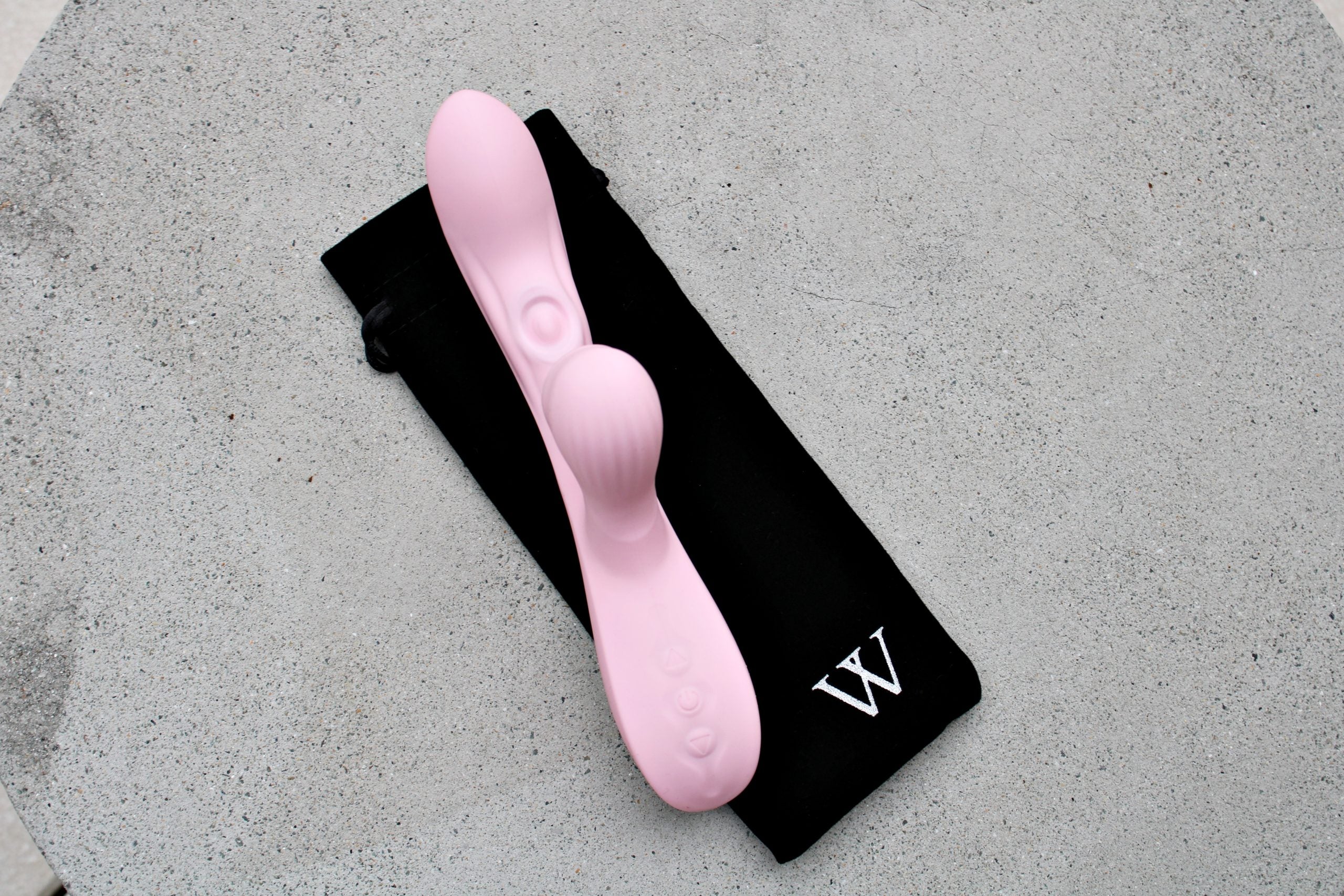 Sucking Vibrator - Rabbit Tapping G-spot Vibrator | V For Vibes