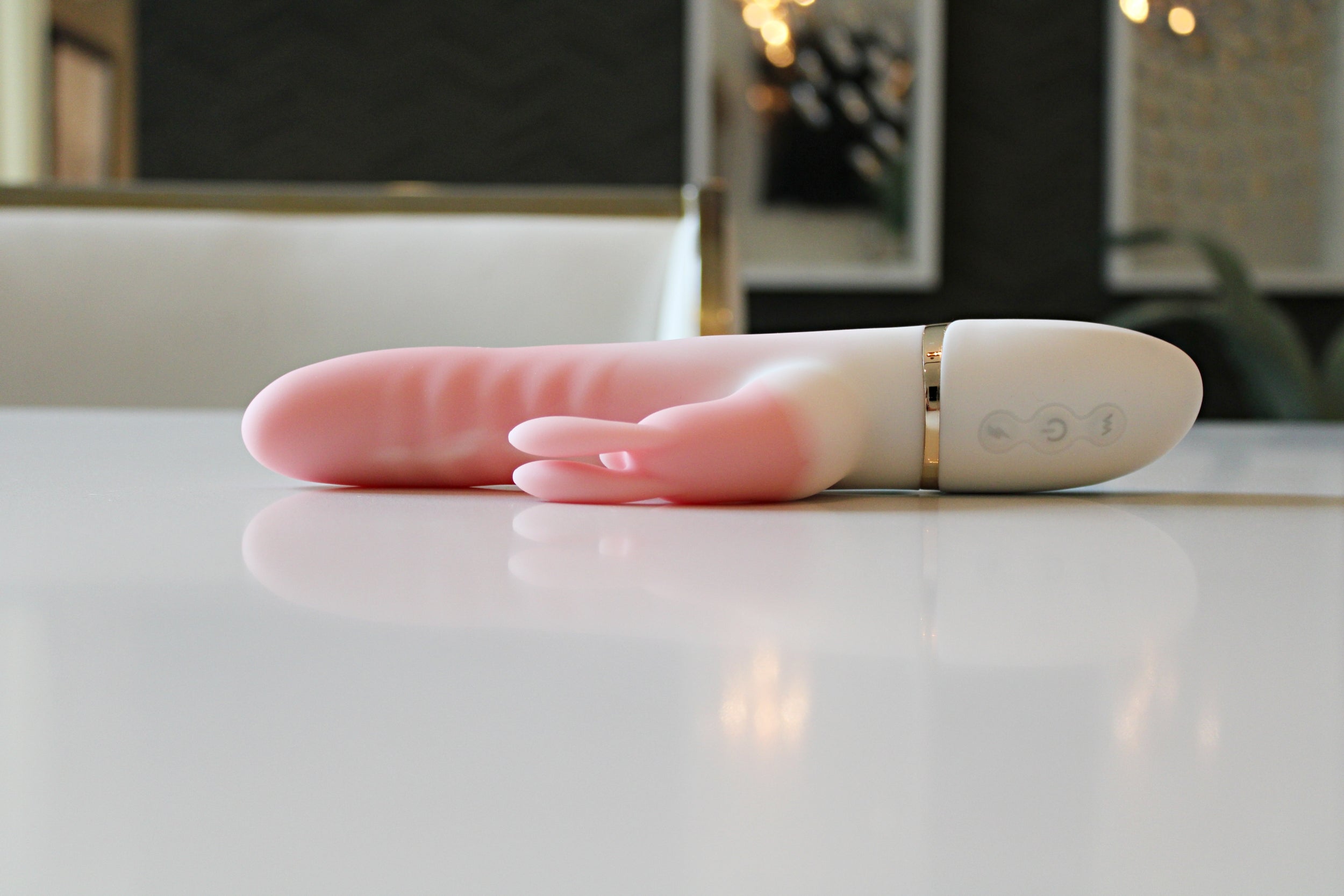 Thrusting Rabbit - Best Thrusting Rabbit Vibrator | V For Vibes