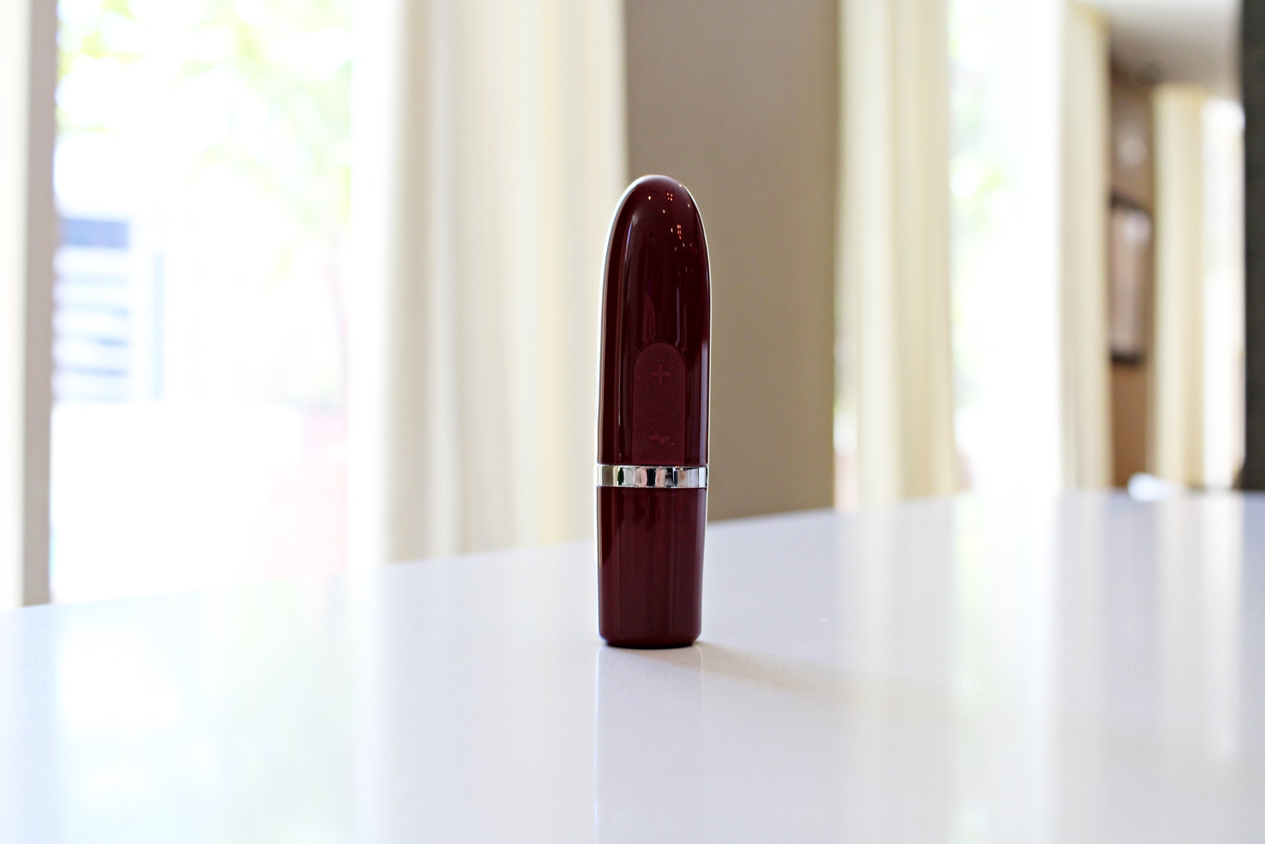 Lipstick Vibrator - Vibrating Lipstick | V For Vibes