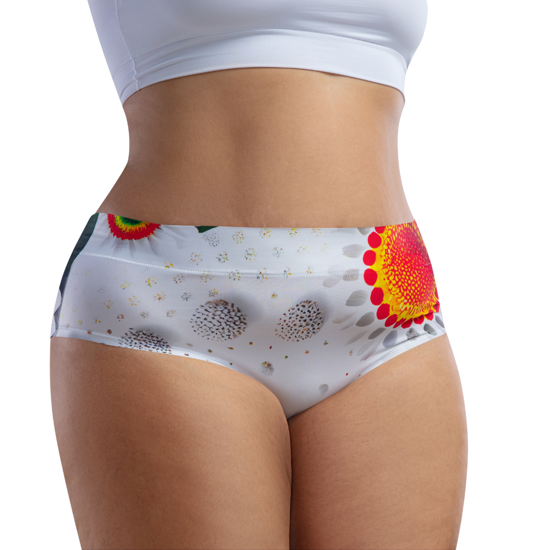 Memème Women’s Ultra-Comfortable DAISY– Tangelo - Queen Size Panties | Original Prints, Unique Designs | Breathable Cotton Crotch, Stretchy Fit, Soft Flat Seams, No Elastic Bands | Style: High Waisted Brief | Everyday Use